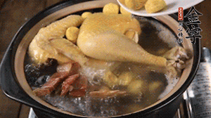 出國前加少許鹽，撒上蔥花即可。